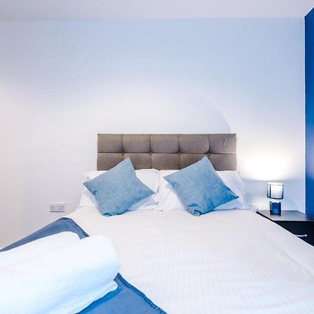 2 Bed Apartment With Balcony Private Parking Near Etihad Stadium, Coop Live แมนเชสเตอร์ ภายนอก รูปภาพ