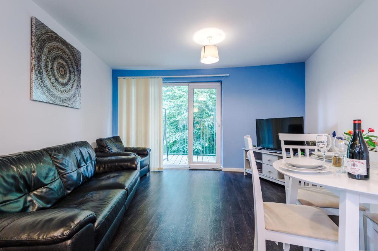 2 Bed Apartment With Balcony Private Parking Near Etihad Stadium, Coop Live แมนเชสเตอร์ ภายนอก รูปภาพ