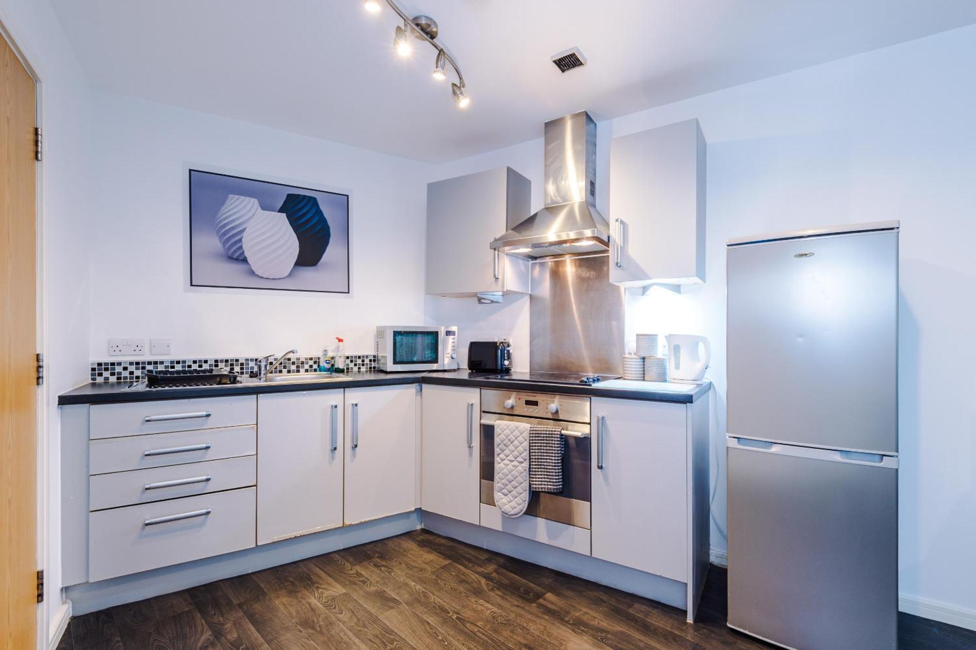 2 Bed Apartment With Balcony Private Parking Near Etihad Stadium, Coop Live แมนเชสเตอร์ ภายนอก รูปภาพ